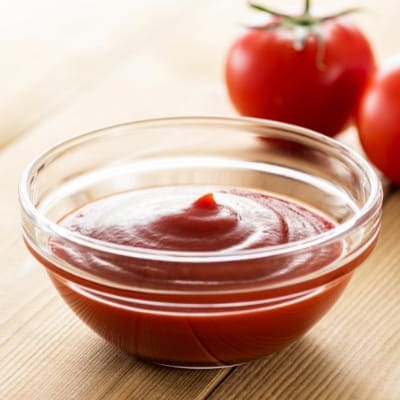 Tomato Ketchup to clean Burnt Aluminium Utensils